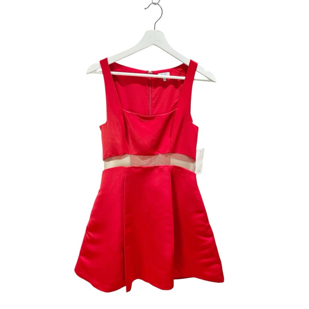 NEW Tobi Red Satin Mesh Waist Square Neck Skater Dress Size M - Picture 2 of 9